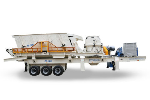 Flexible Configuration Portable Crushing Plants , Portable Stone Crusher Machine