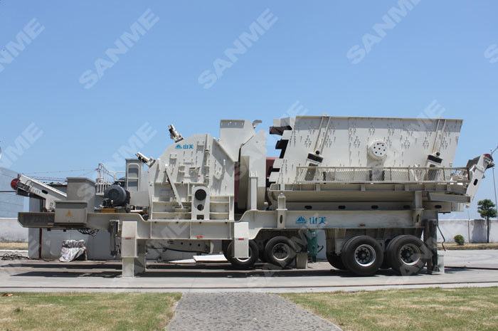 Large Crushing Ratio Portable Crushing Plants , Portable Stone Crusher