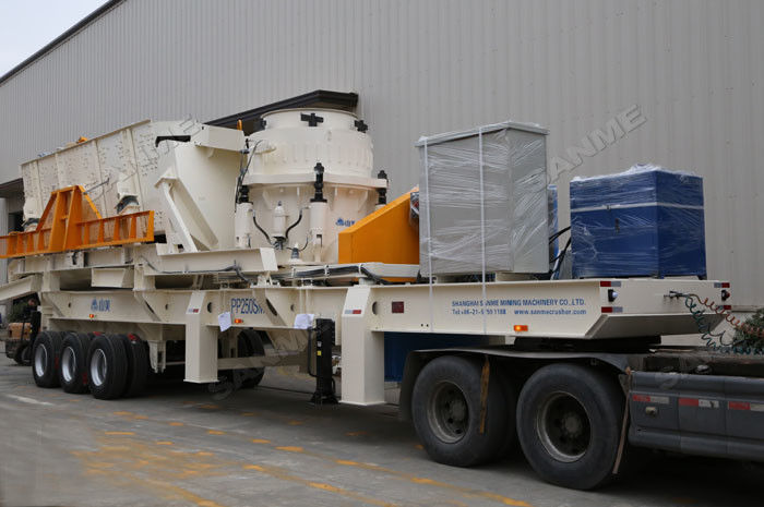 Mining Rocks Feeding 1200mm 240t/H Mobile Cone Crusher