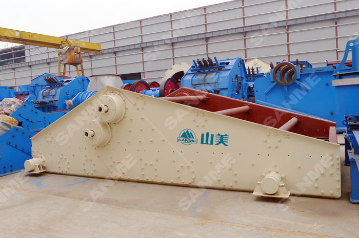 ZK Vibrating Screen Equipment , Coal Screening Machine 2.2-25.4T