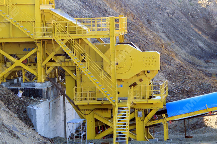 Large Crushing Ratio Jaw Crusher Machine , Quarry Jaw Crusher High Eliability