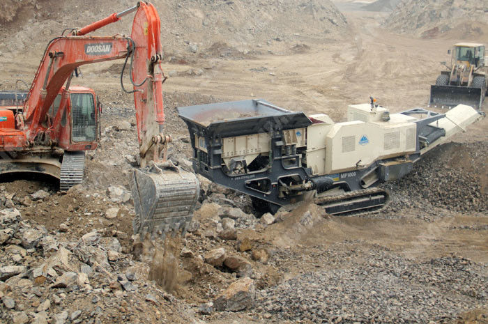 High Capacity Jaw Mobile Crushing Plants Low Noise Long Working Life