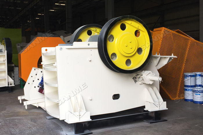 Stable Jaw Crusher Machine , Stone Jaw Crusher 510mm-2100mm Feeding Size