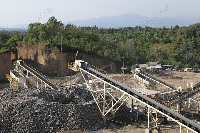 Screen Mesh 15mm Feeding 450mm Mining Crushing Machine 0