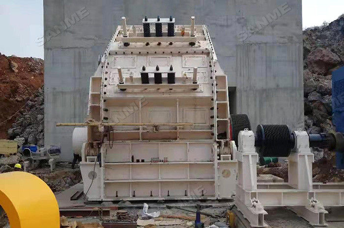 1100t/H Mining Crushing Machine 1300mm Feeding High Reliability