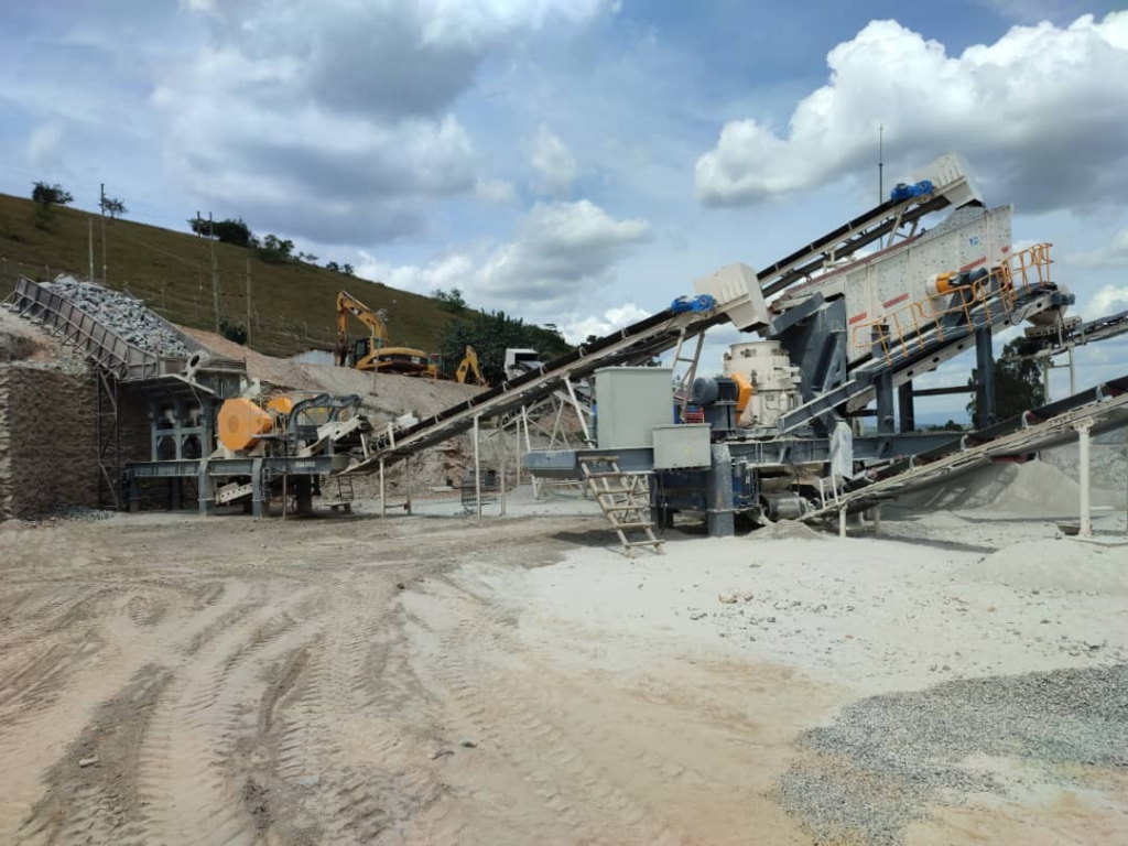 mobile stone crushing plant