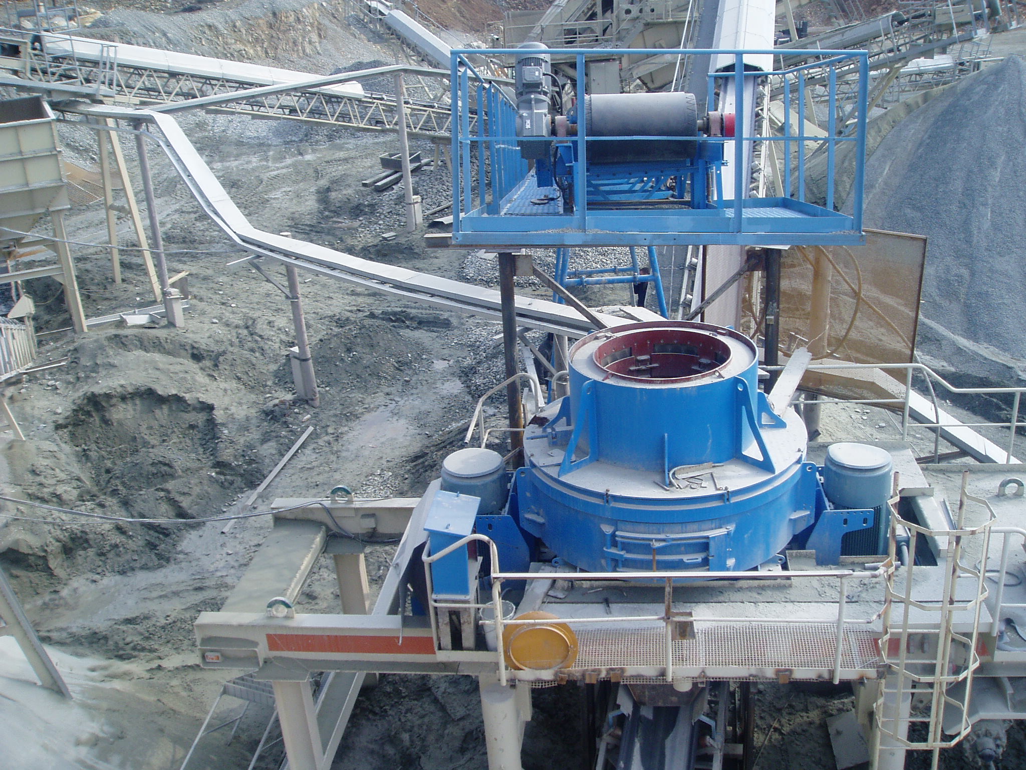Application of sand making machine in the construction industry