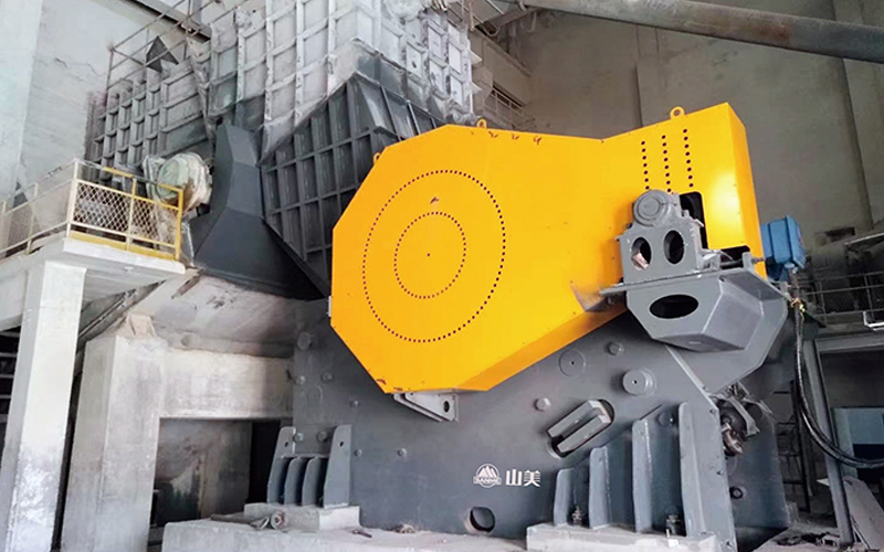 Hydraulic overload protection device of jaw crusher hydraulic system
