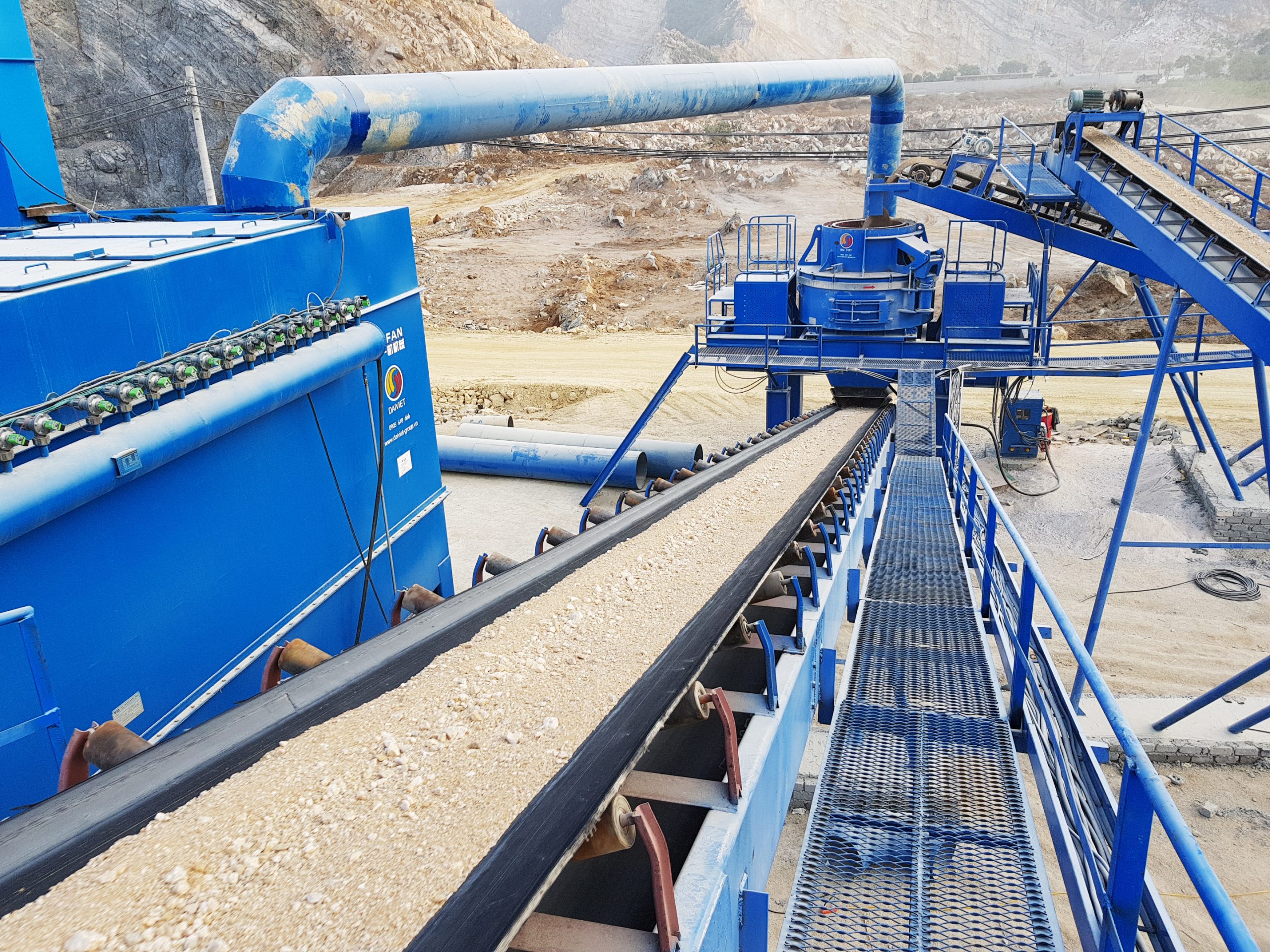 Application of sand making machine in concrete production